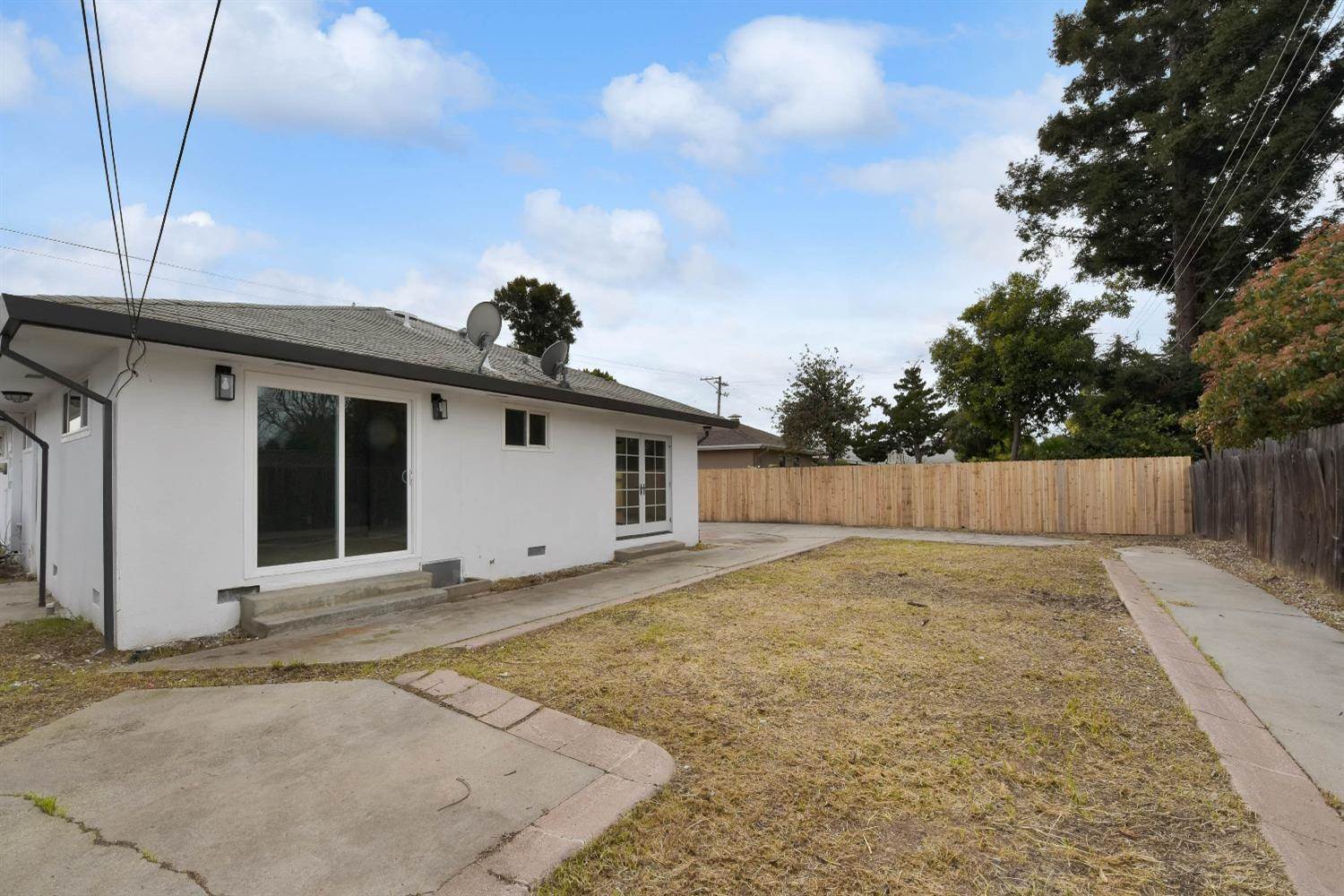 949 B Street, Yuba City, CA 95991