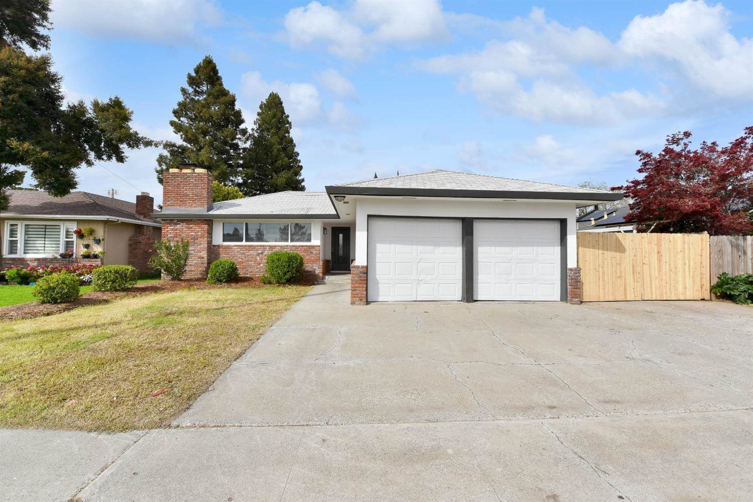 949 B Street, Yuba City, CA 95991