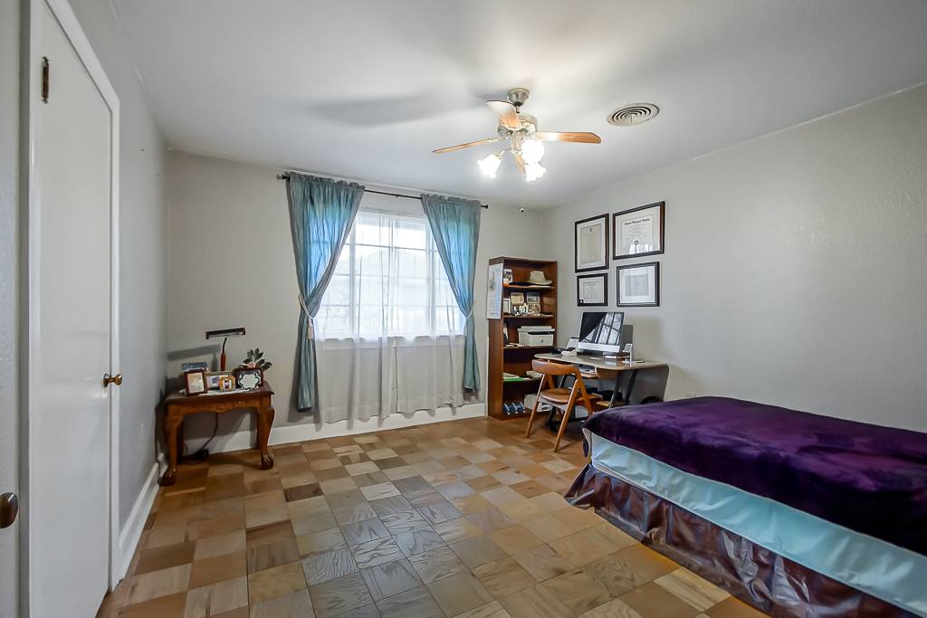 372 Frances Harriet Dr, Baton Rouge, LA 70815