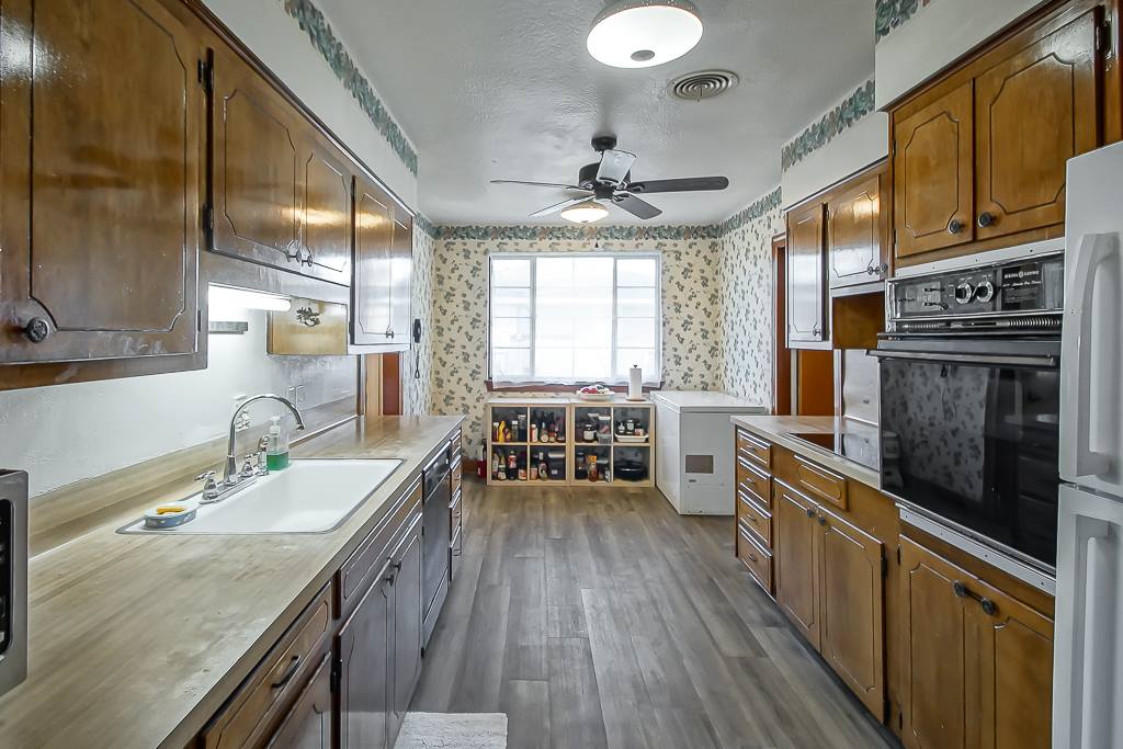 372 Frances Harriet Dr, Baton Rouge, LA 70815