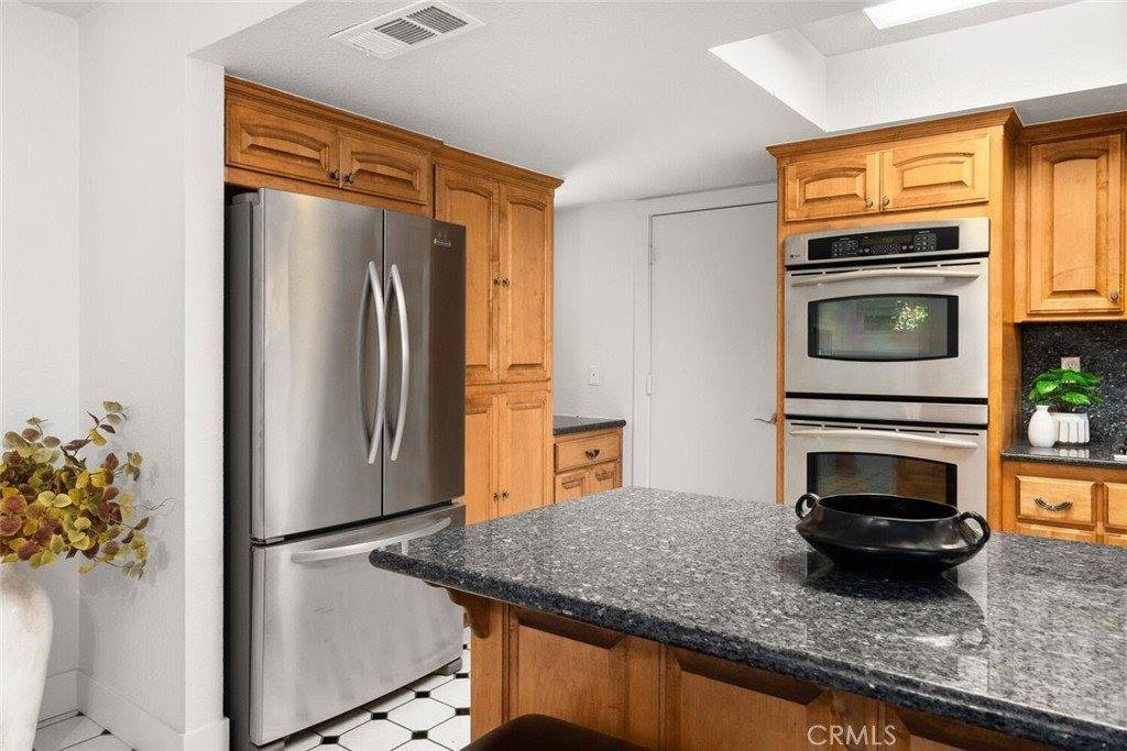 2 Nancy Lane, Chico, CA 95926