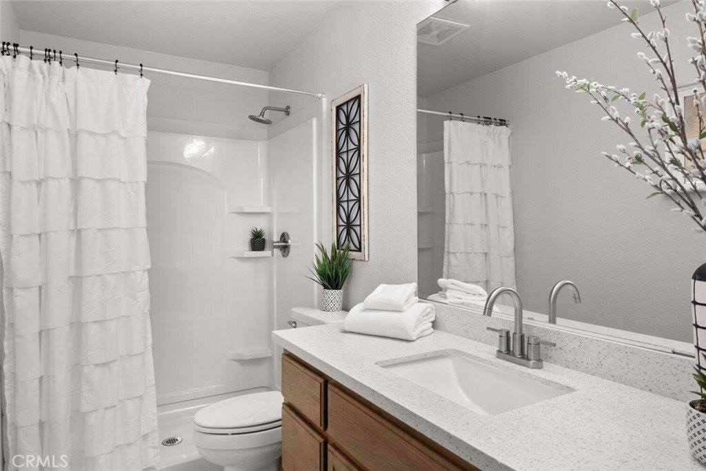 2 Nancy Lane, Chico, CA 95926