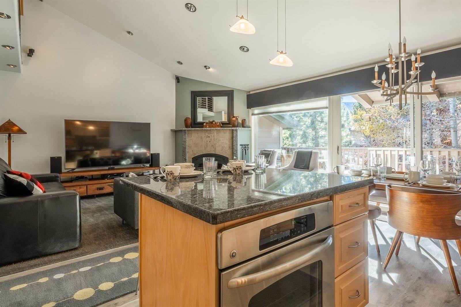 3170 Chateau Rd. #36, Mammoth Lakes, CA 93546