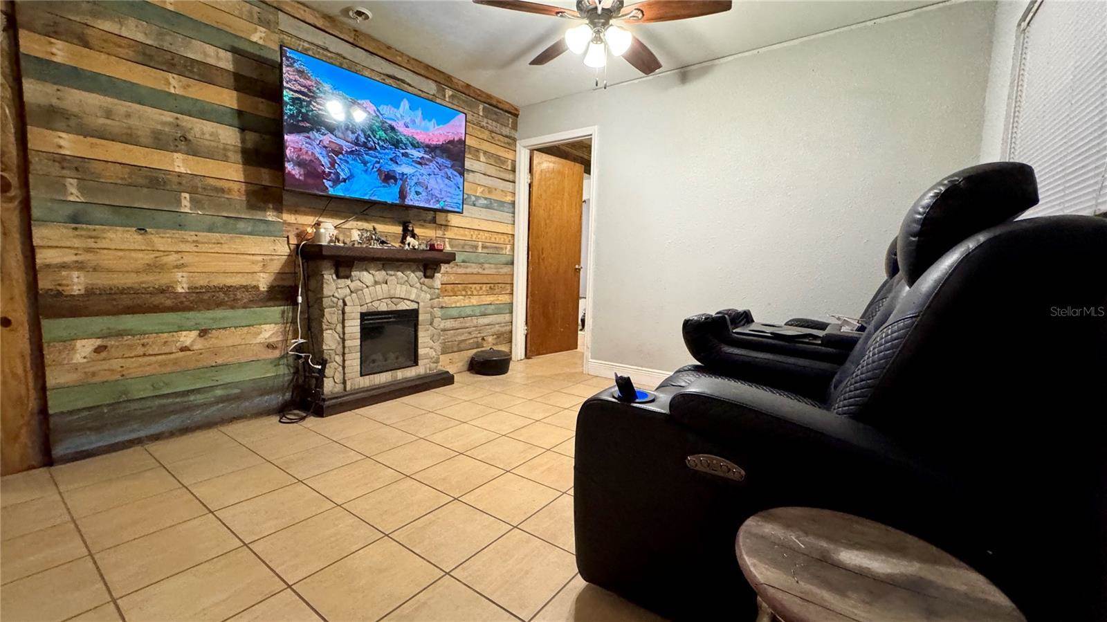 18044 Nicholas Avenue, Brooksville, FL 34604