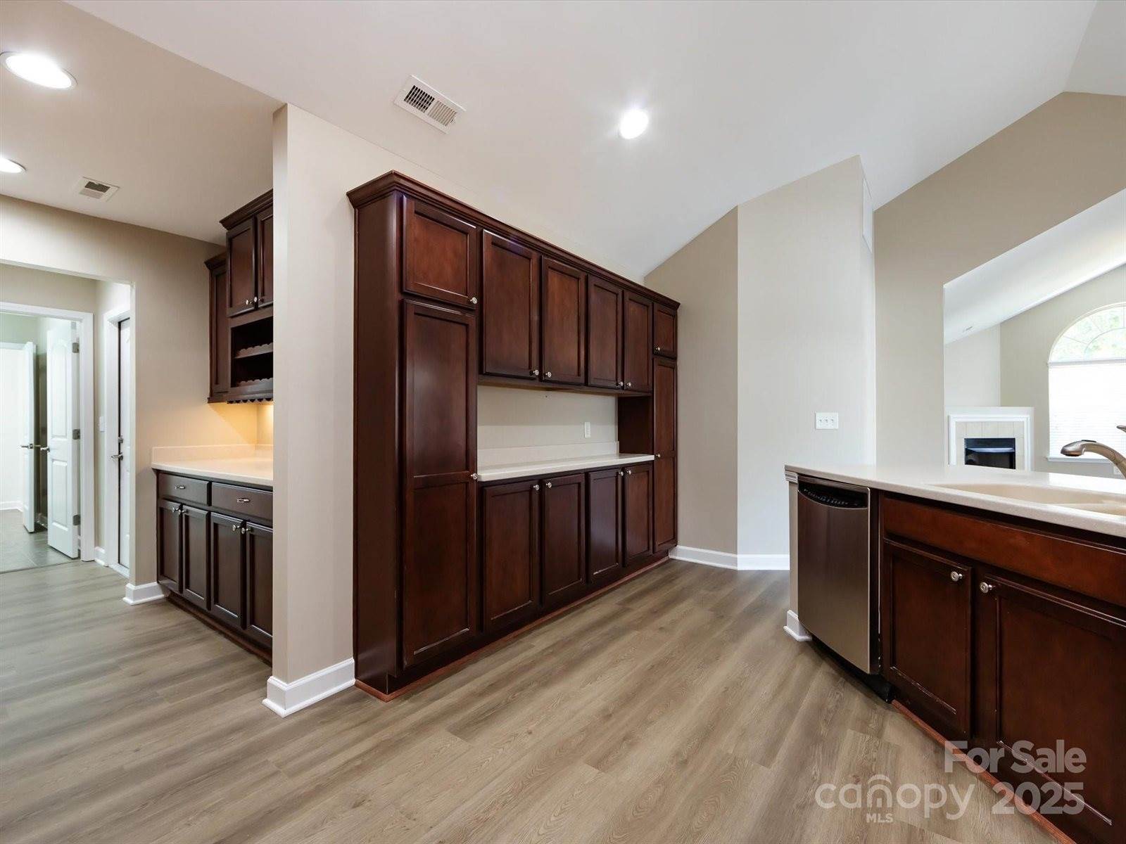 4723 Polo Gate Boulevard, Charlotte, NC 28216