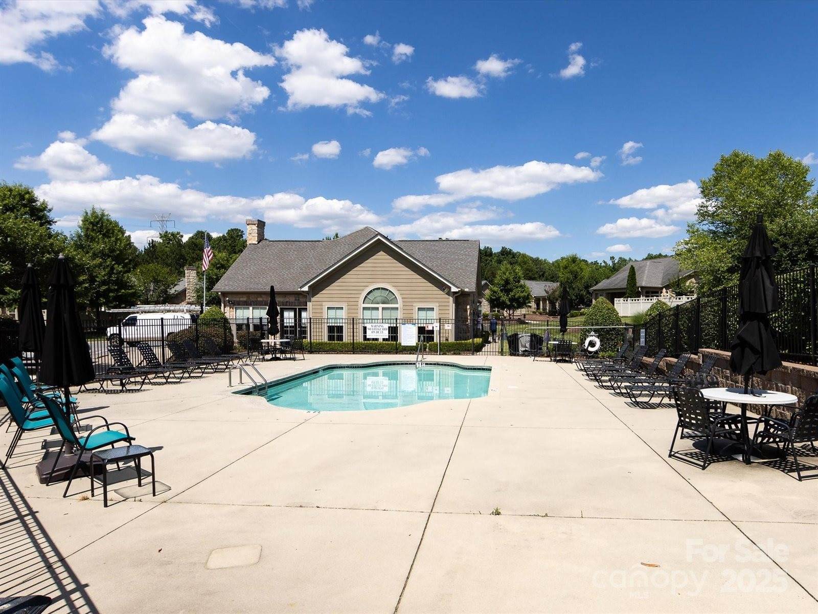 4723 Polo Gate Boulevard, Charlotte, NC 28216