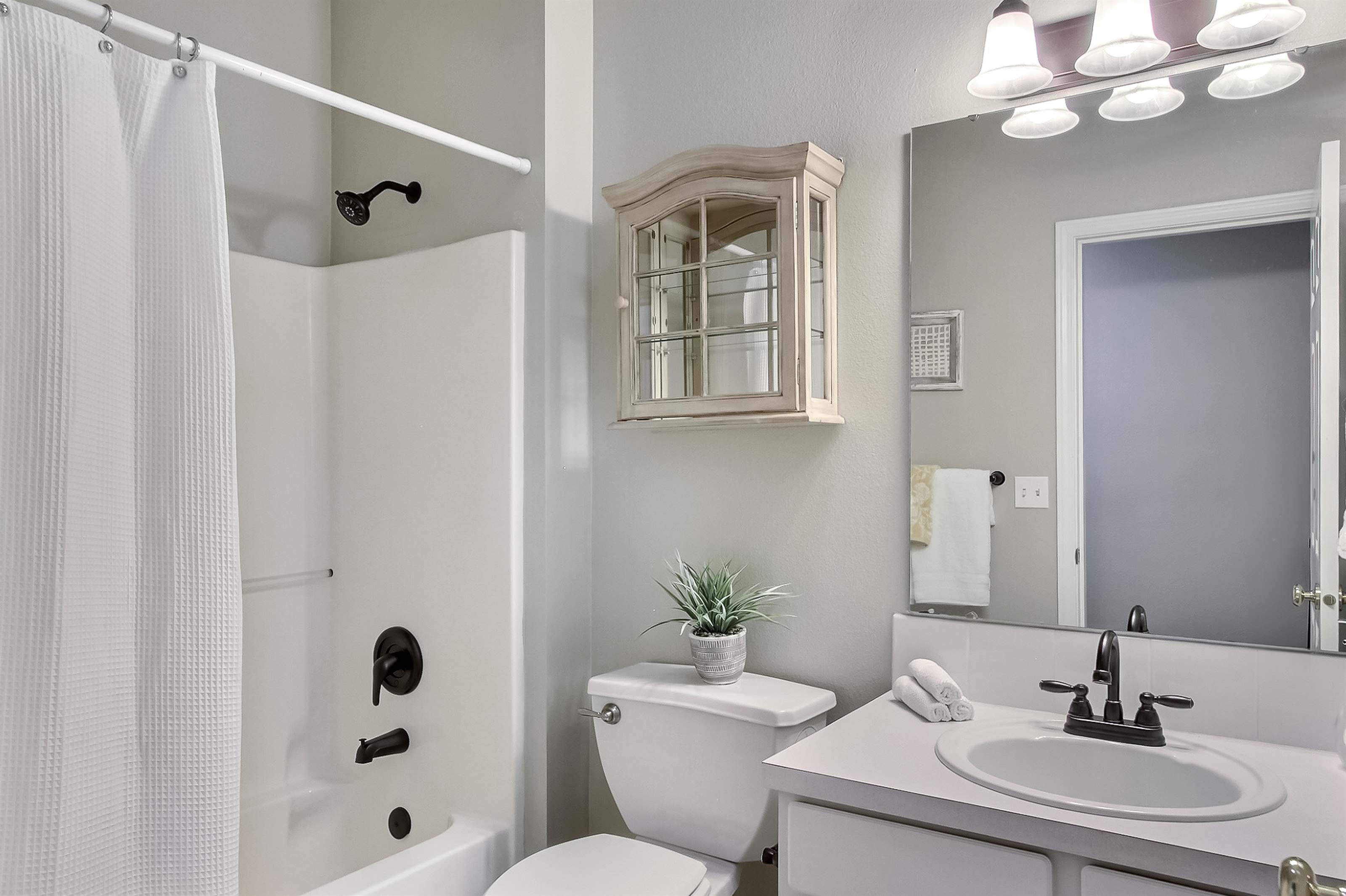 1473 Thompson Circle, DuPont, WA 98327