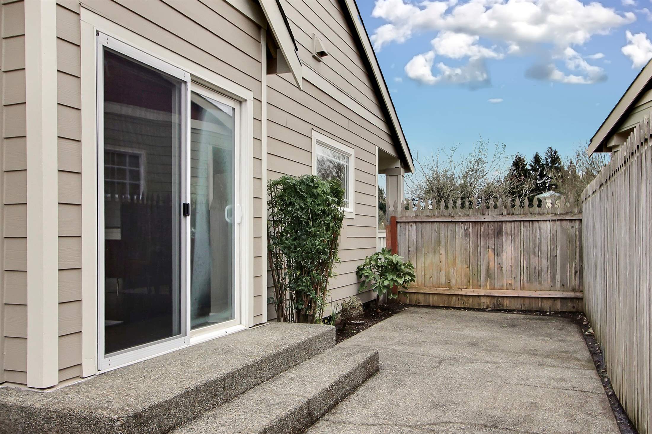 1473 Thompson Circle, DuPont, WA 98327