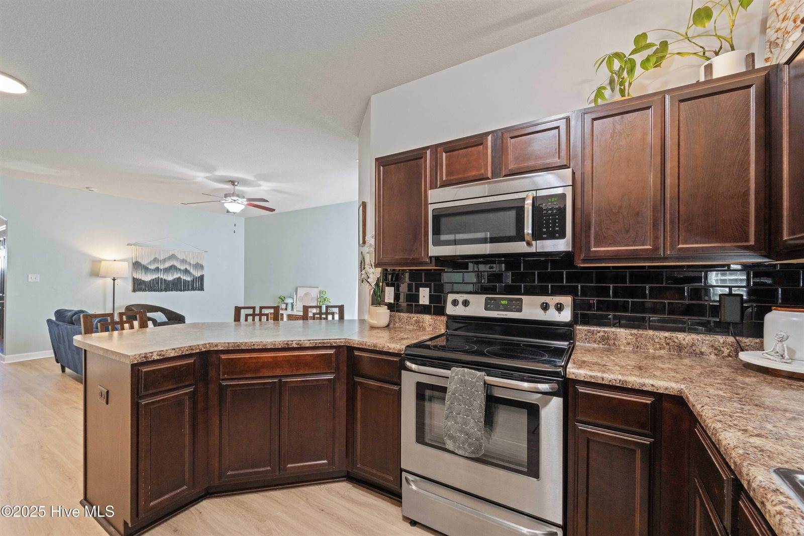 104 Waterstone Lane, Jacksonville, NC 28546