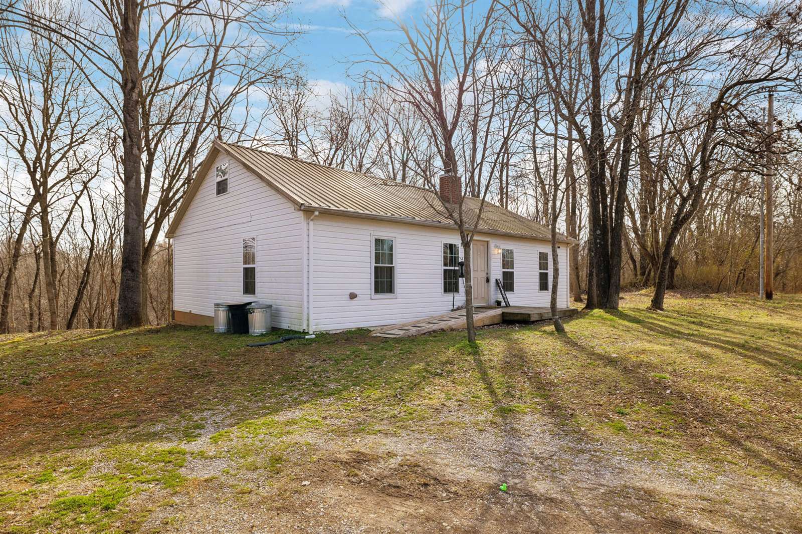 1301 Shepardsville Hwy, Granville, TN 38564