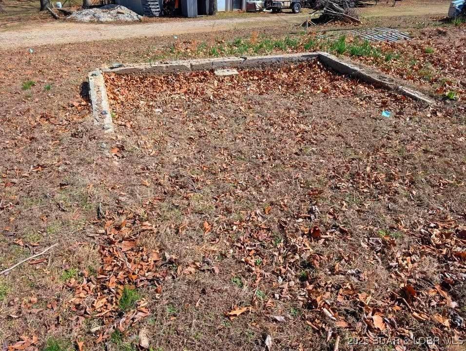 1646 Purvis Road, Sunrise Beach, MO 65079