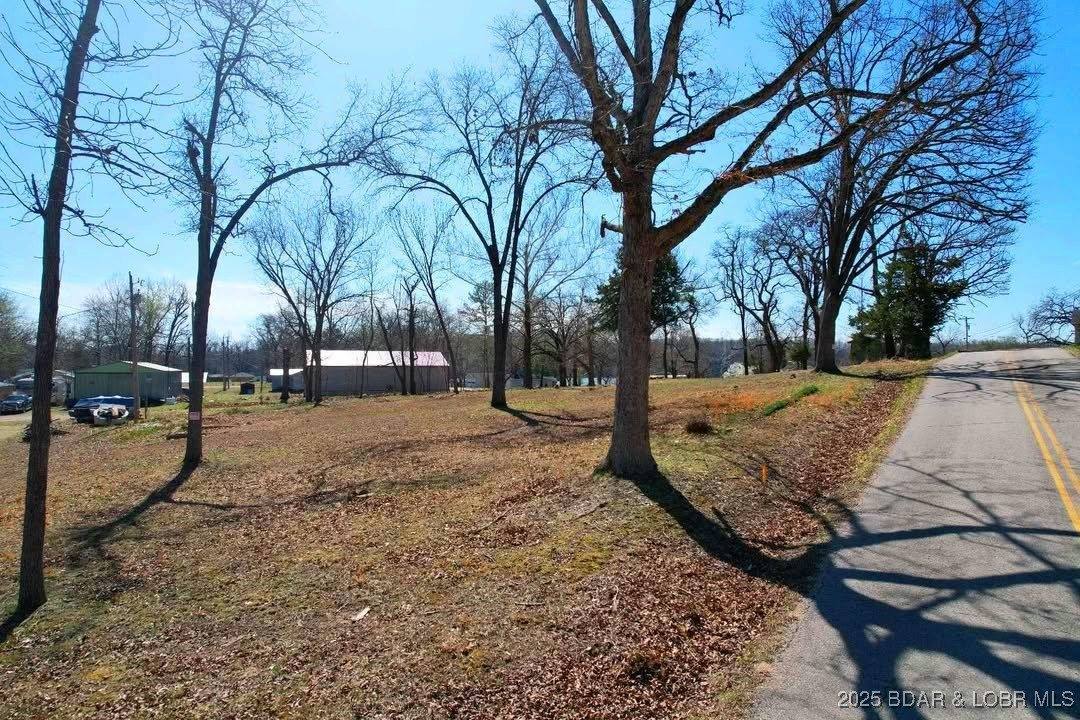 1646 Purvis Road, Sunrise Beach, MO 65079