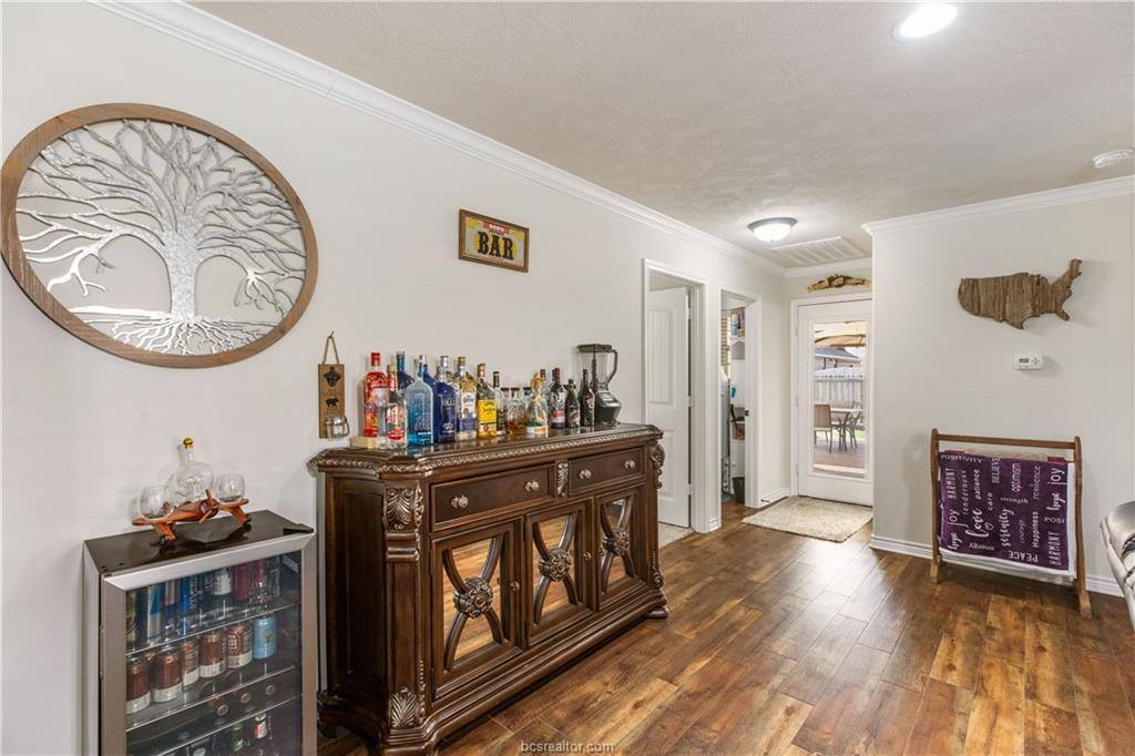 917 Emerald Dove Avenue, College Station, TX 77845