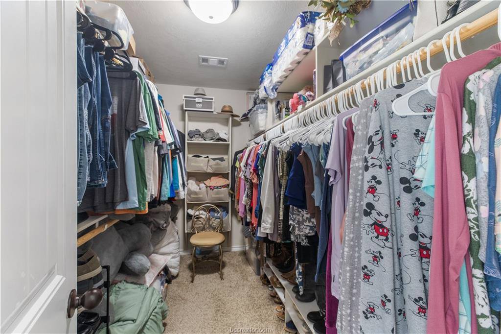 917 Emerald Dove Avenue, College Station, TX 77845