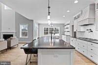 122 Jennifer Circle, Harrisburg, PA 17112