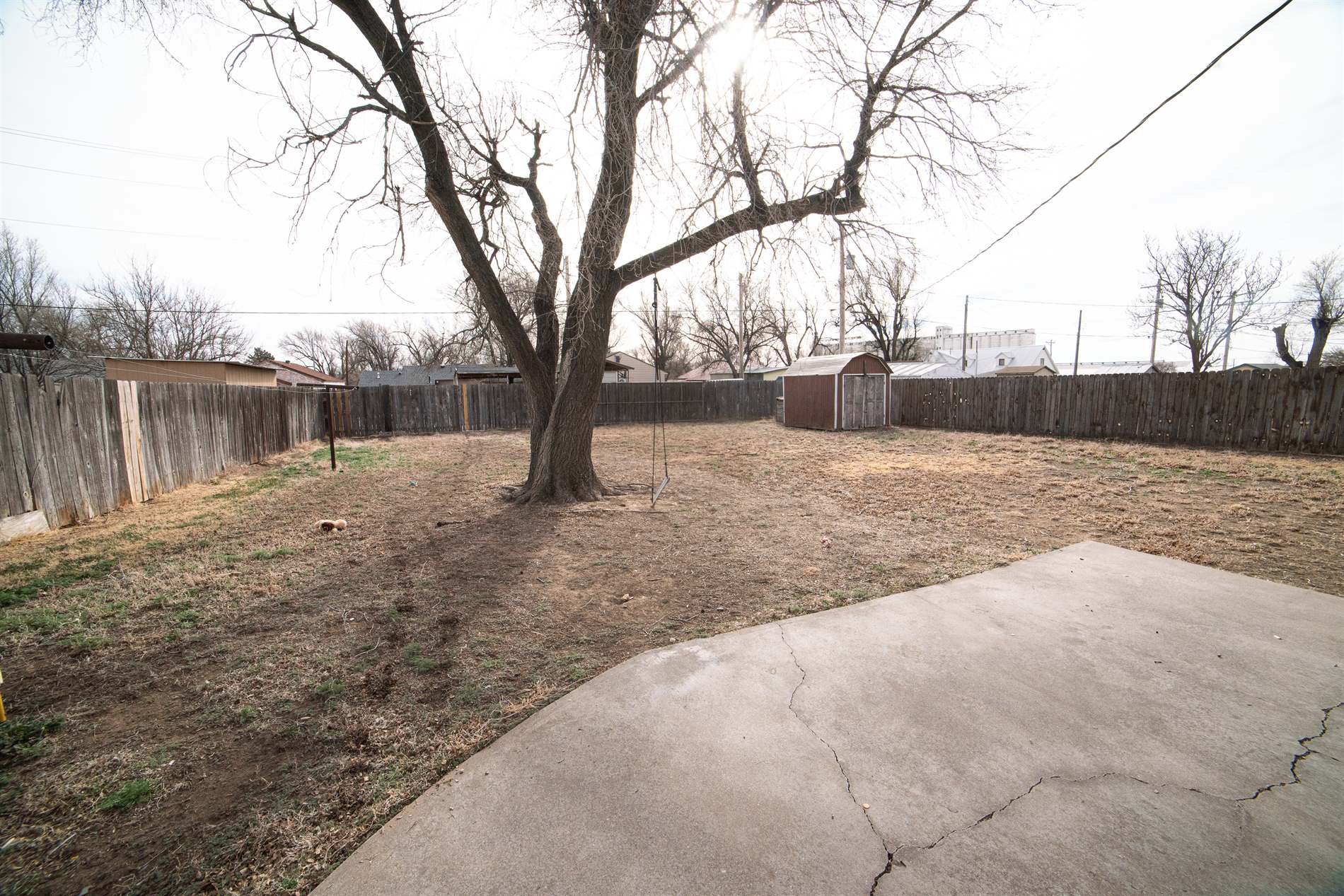 220 S McCall St, Ulysses, KS 67880