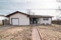 220 S McCall St, Ulysses, KS 67880