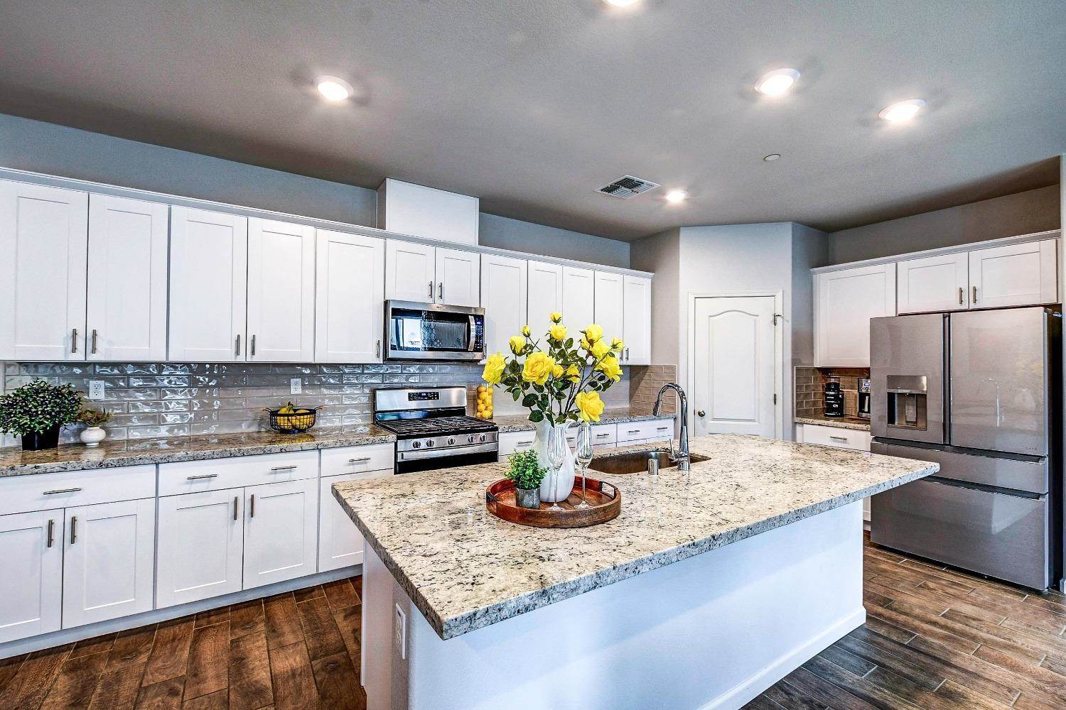 2080 Skipping Stone Way, Roseville, CA 95747