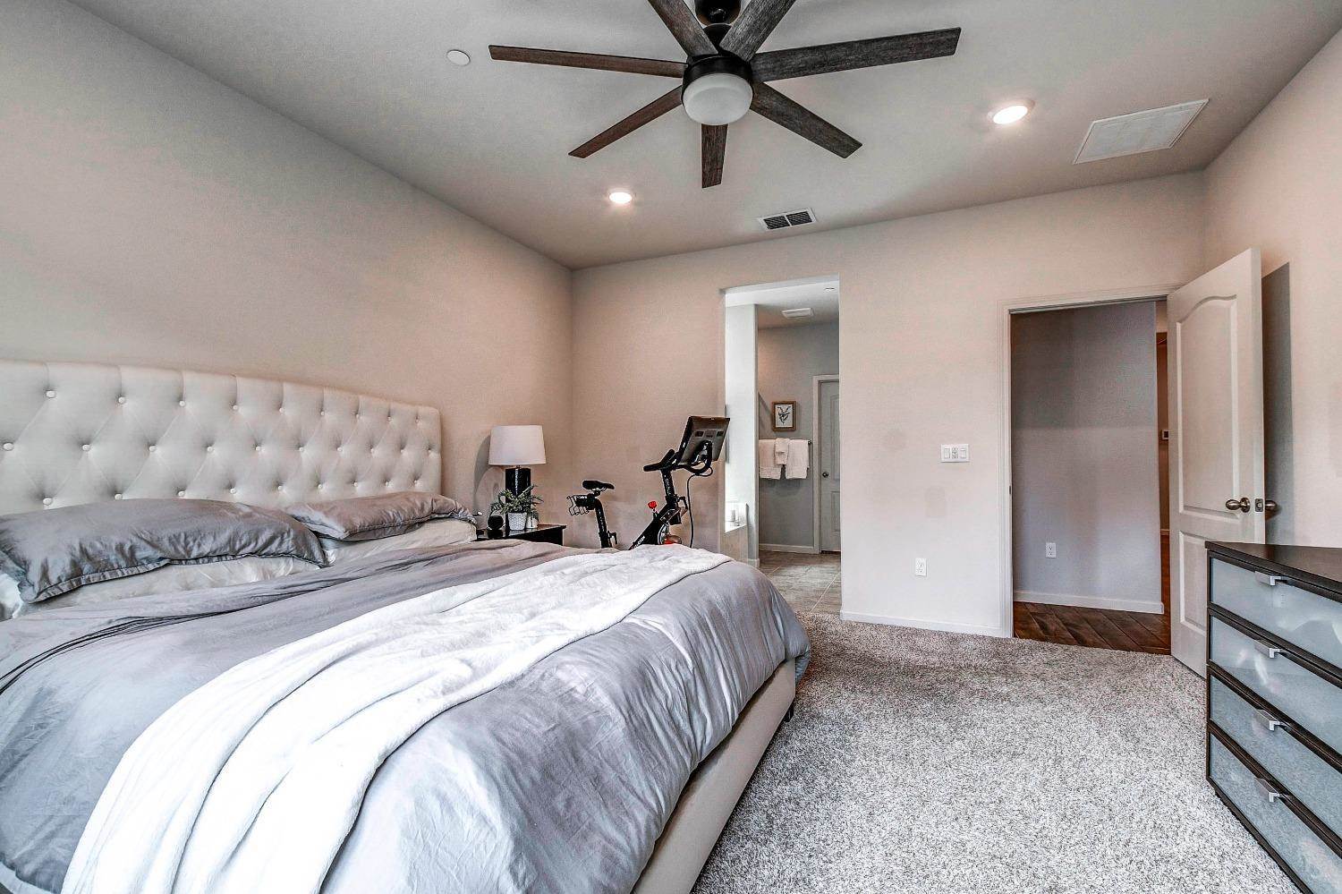 2080 Skipping Stone Way, Roseville, CA 95747