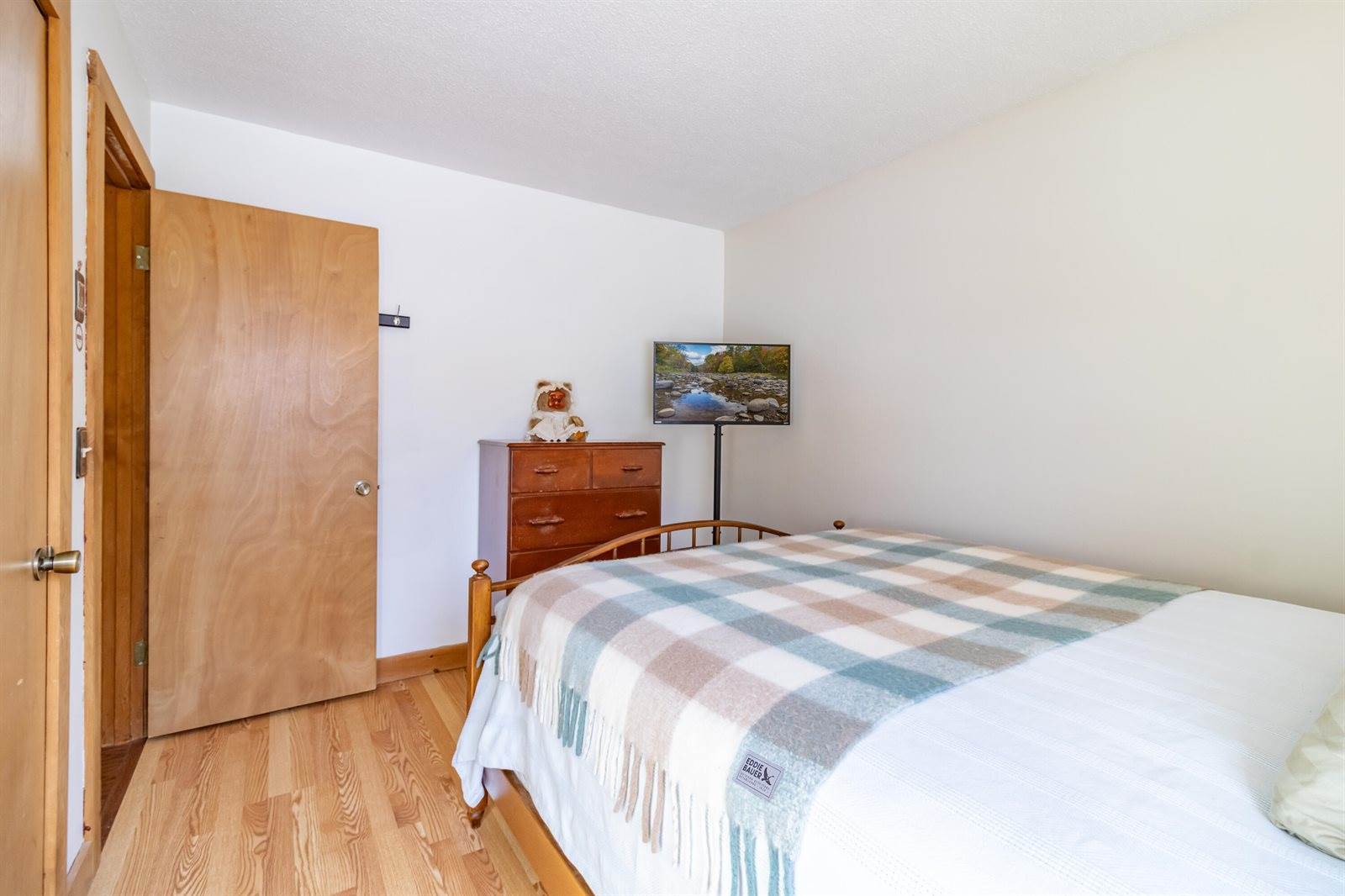 432 Back Winterport Road, Hampden, ME 04444