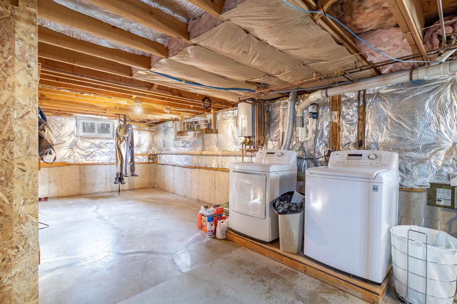 432 Back Winterport Road, Hampden, ME 04444