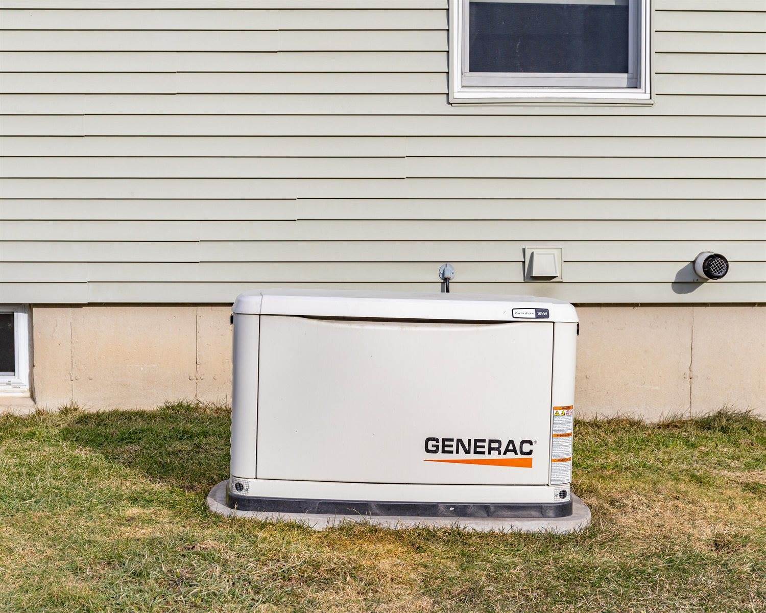 432 Back Winterport Road, Hampden, ME 04444