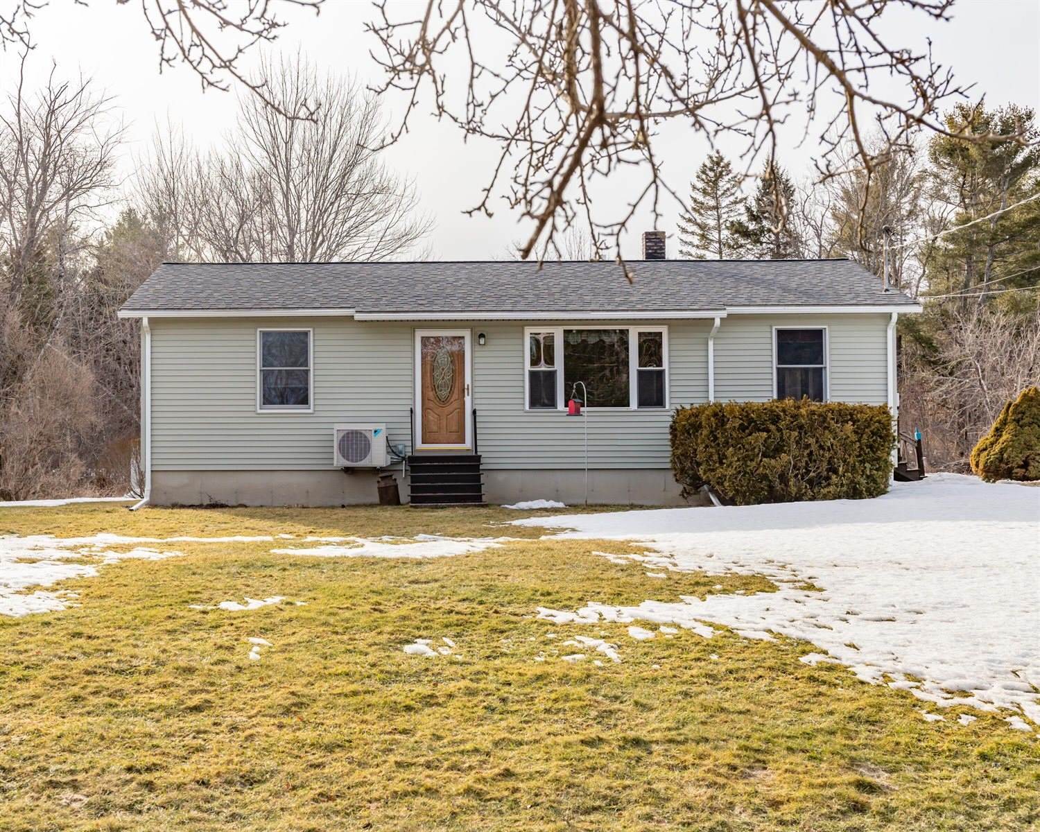 432 Back Winterport Road, Hampden, ME 04444