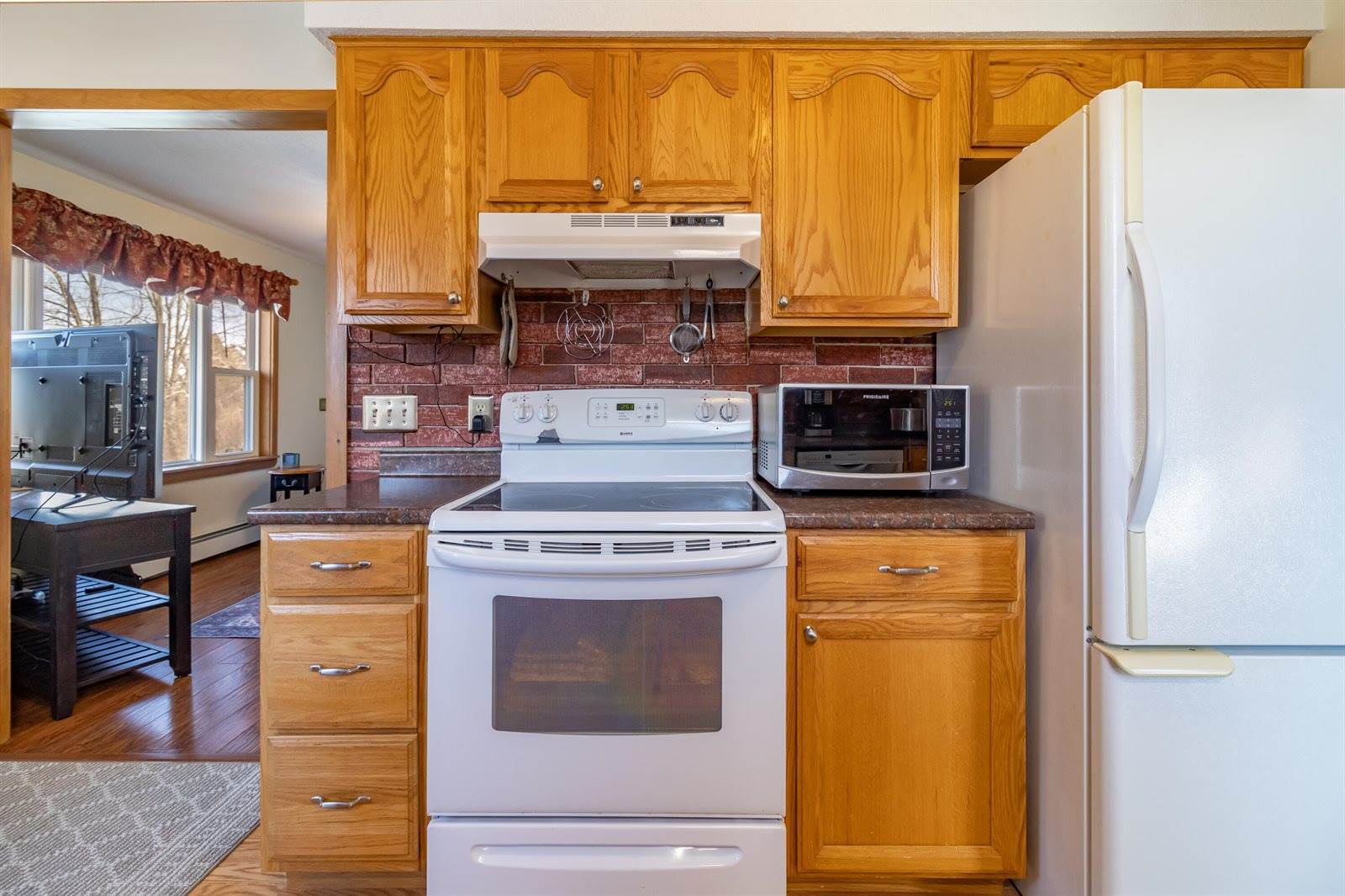 432 Back Winterport Road, Hampden, ME 04444