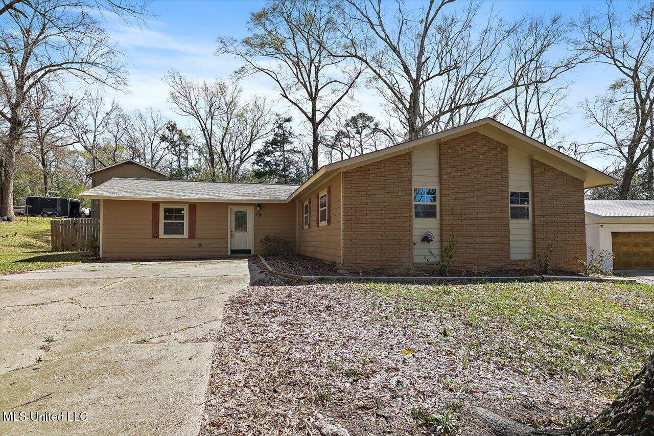 107 Martha Lane, Brandon, MS 39042