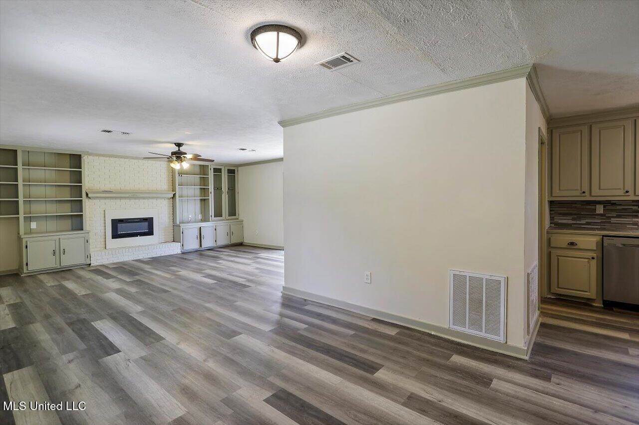 107 Martha Lane, Brandon, MS 39042
