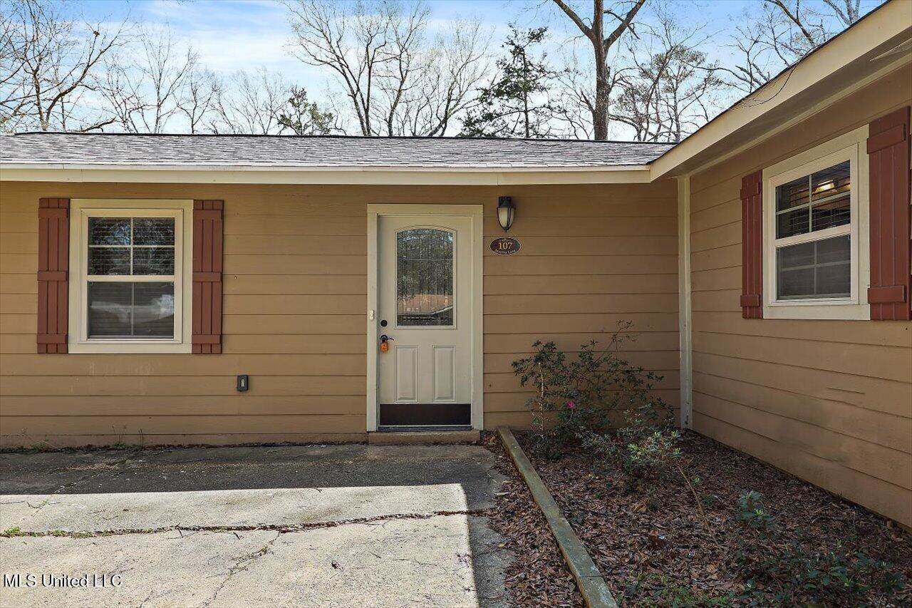 107 Martha Lane, Brandon, MS 39042