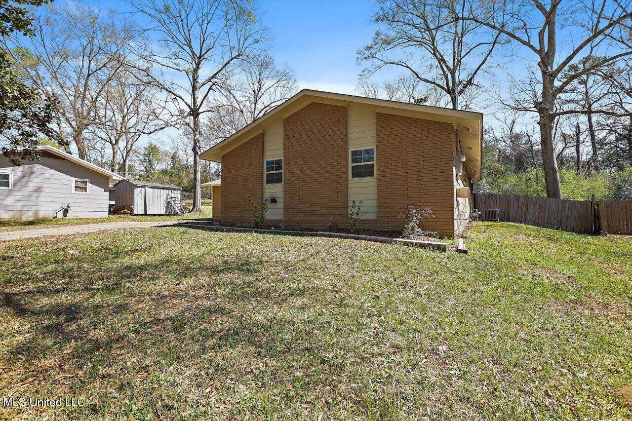 107 Martha Lane, Brandon, MS 39042