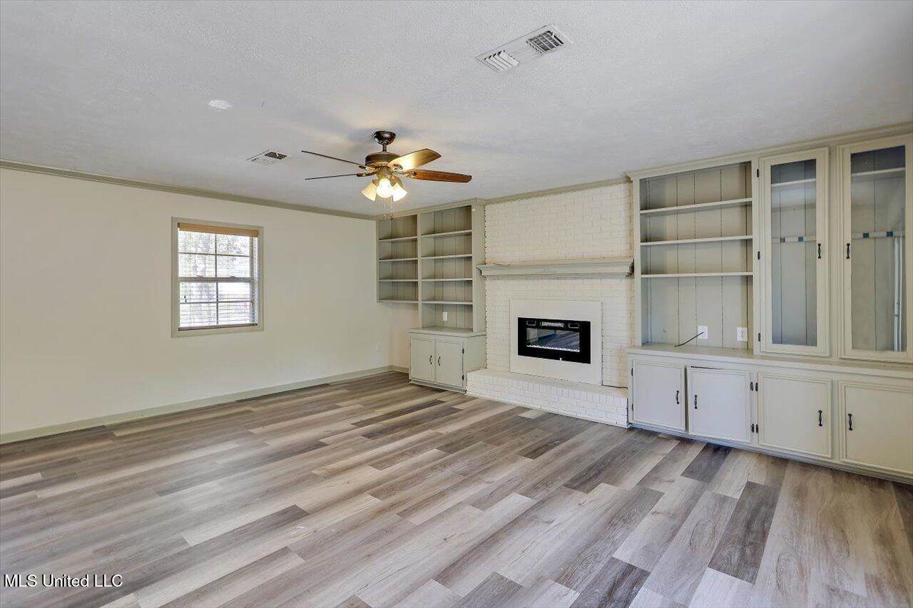 107 Martha Lane, Brandon, MS 39042