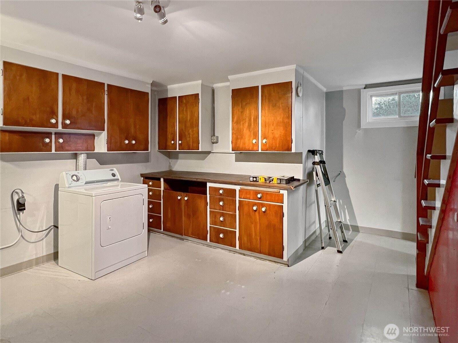 19544 53rd Ave NE, Lake Forest Park, WA 98155