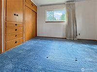 19544 53rd Ave NE, Lake Forest Park, WA 98155