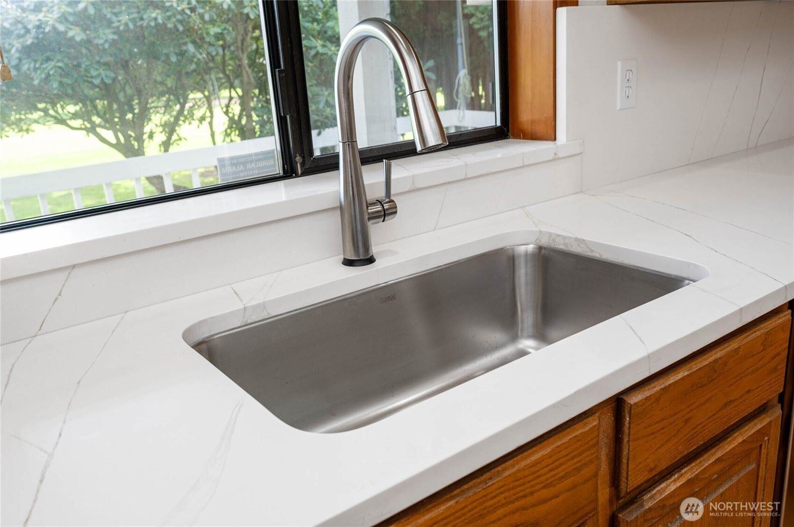 12371 Rainier Drive, Burlington, WA 98233