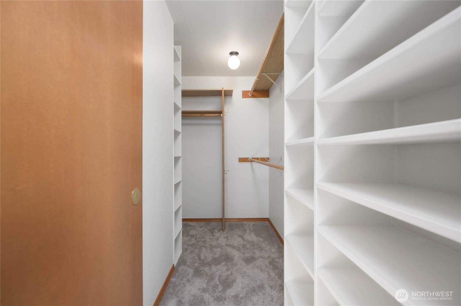 12371 Rainier Drive, Burlington, WA 98233