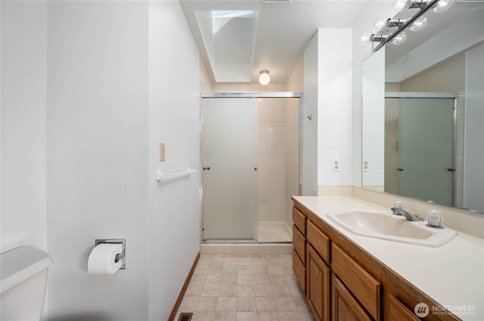 12371 Rainier Drive, Burlington, WA 98233