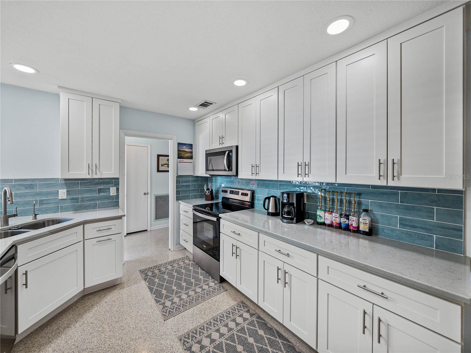 1763 Bayshore Boulevard, Dunedin, FL 34698