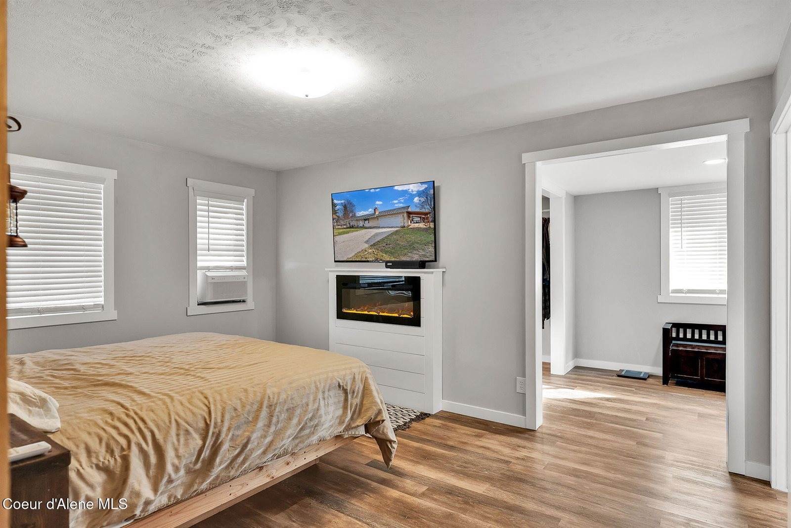 410 East Buttercup Ln, Coeur d'Alene, ID 83814