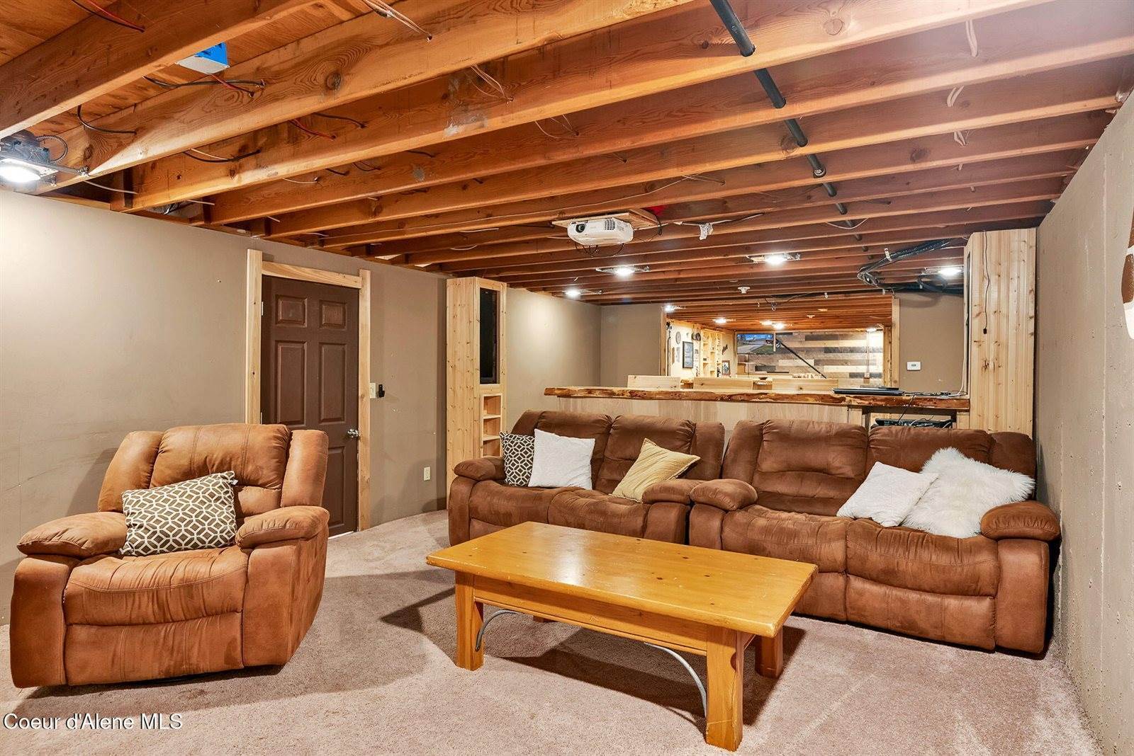 410 East Buttercup Ln, Coeur d'Alene, ID 83814