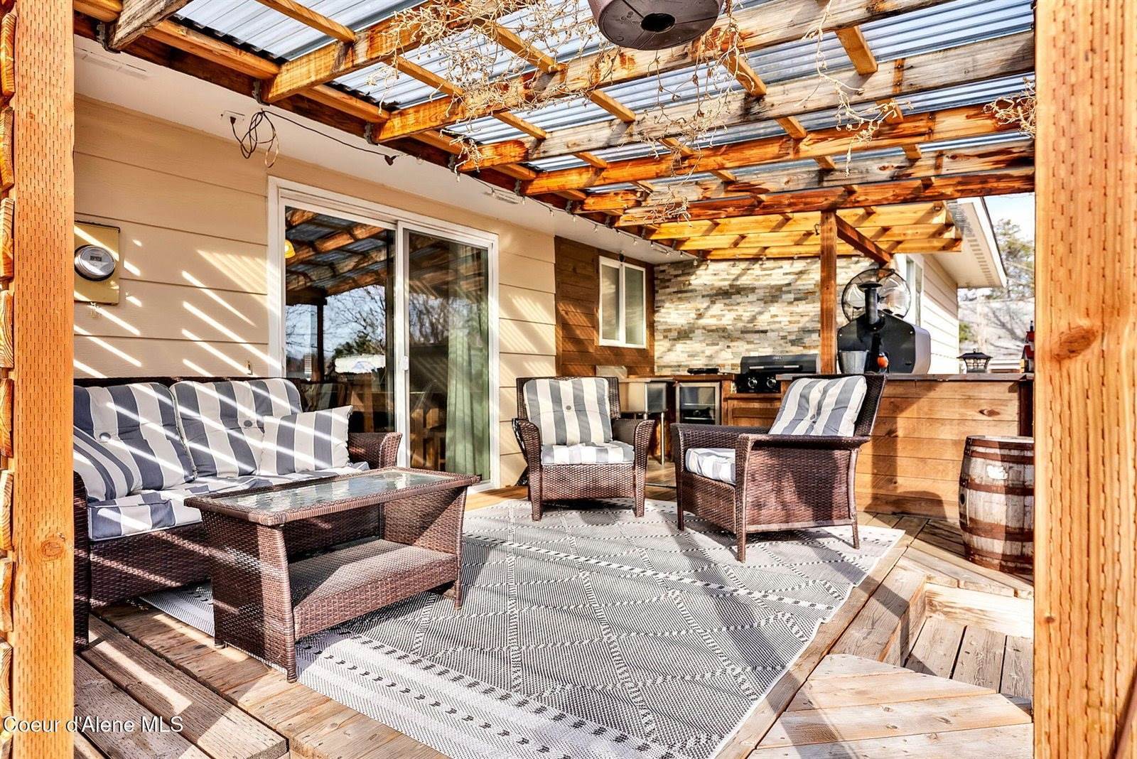 410 East Buttercup Ln, Coeur d'Alene, ID 83814