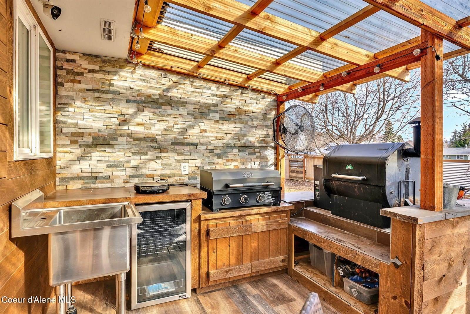 410 East Buttercup Ln, Coeur d'Alene, ID 83814