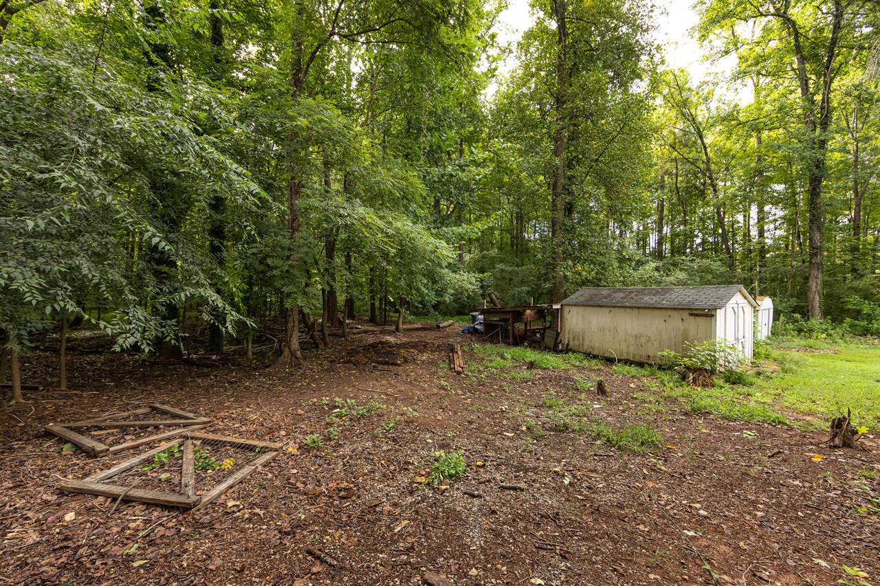 207 Crossing Avenue, Belmont, NC 28012