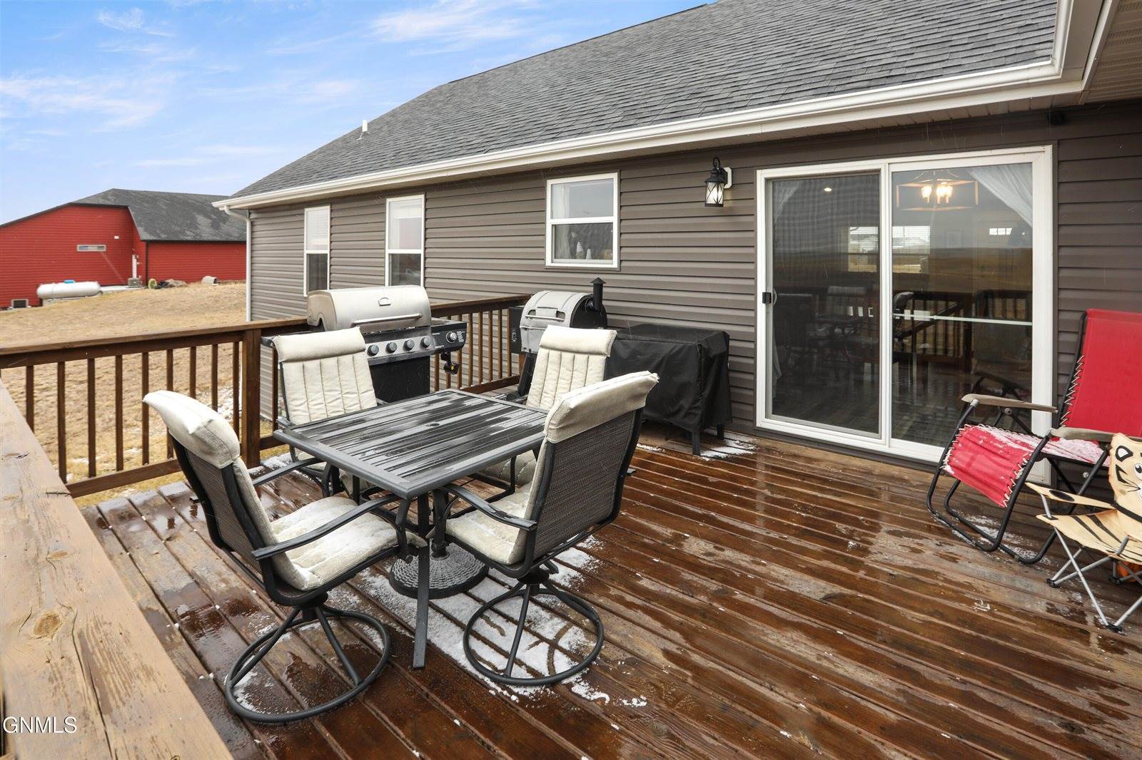 13679 Hawthorn Loop, Williston, ND 58801