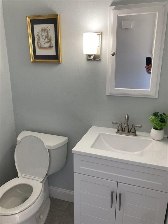 62 E Water St, #62, North Andover, MA 01845