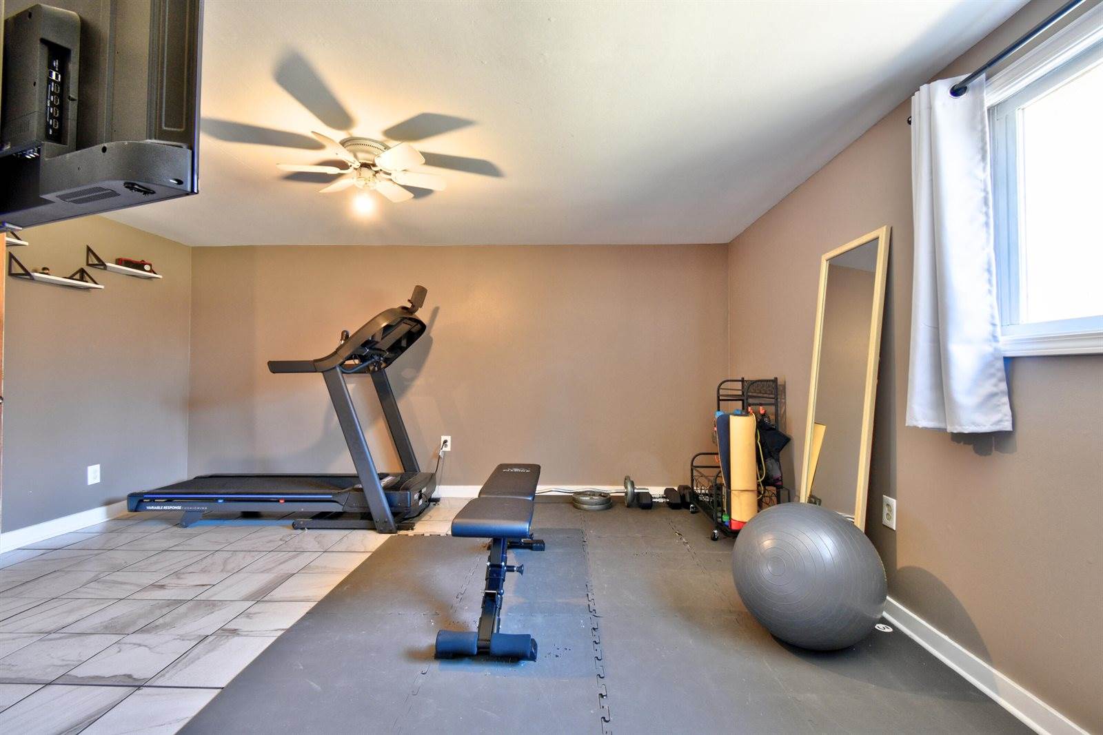 323 South Truhn Road, Fowlerville, MI 48836