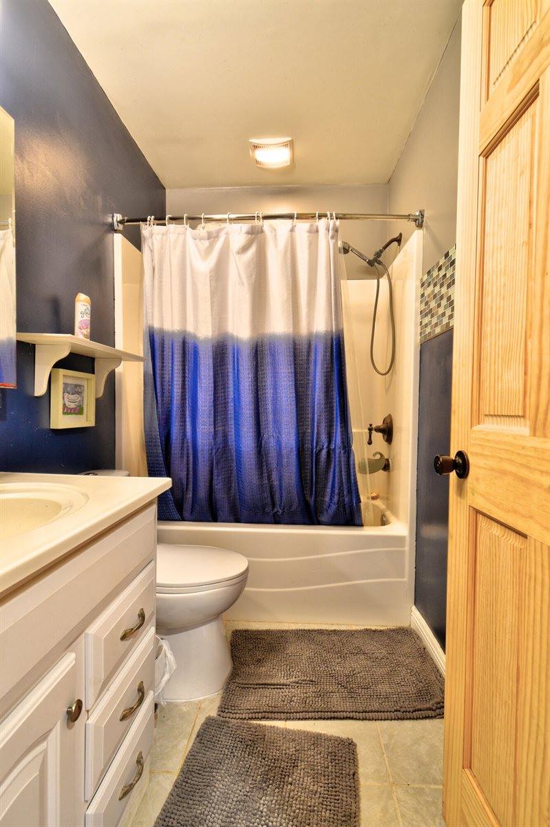 323 South Truhn Road, Fowlerville, MI 48836