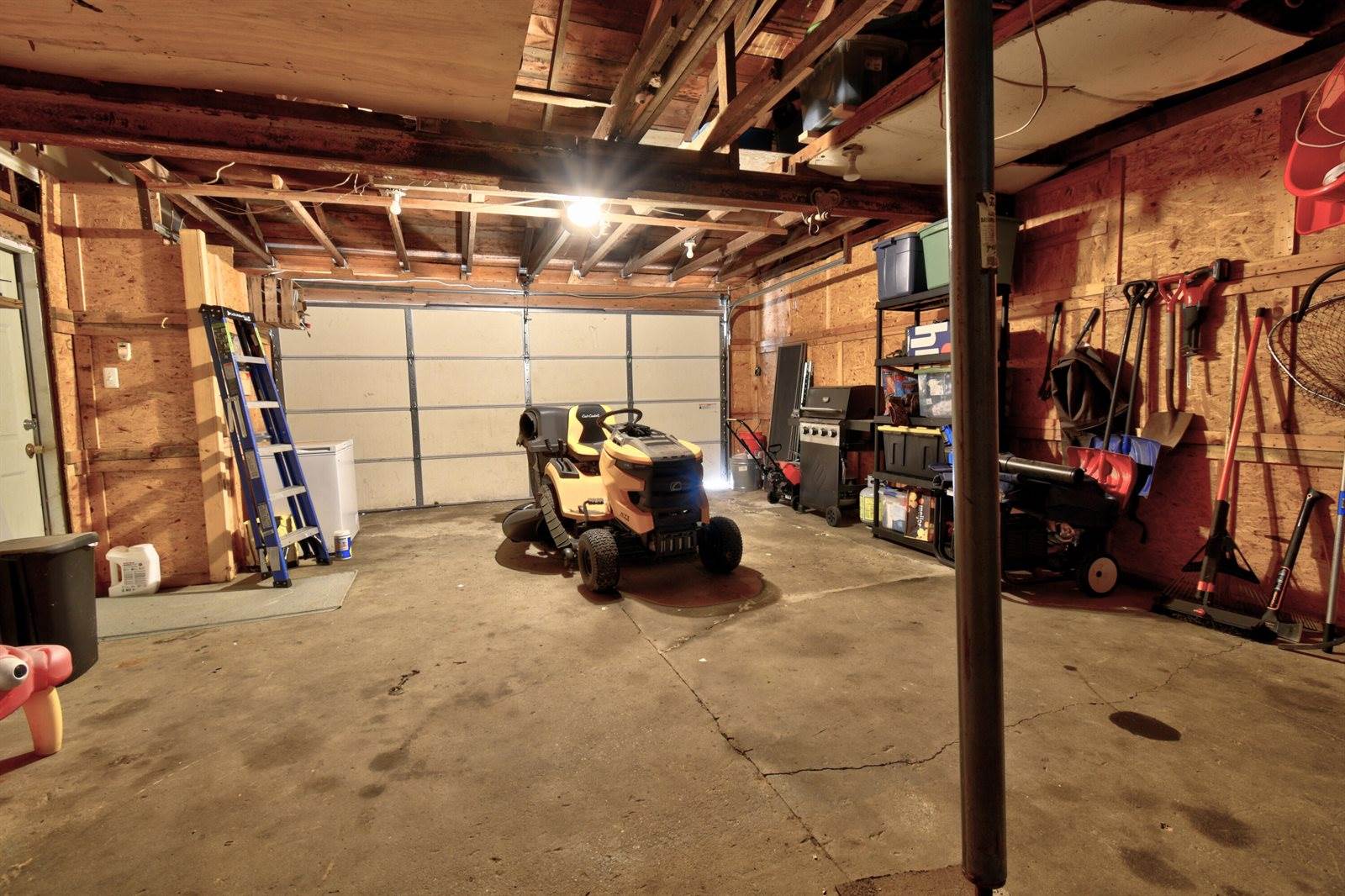 323 South Truhn Road, Fowlerville, MI 48836