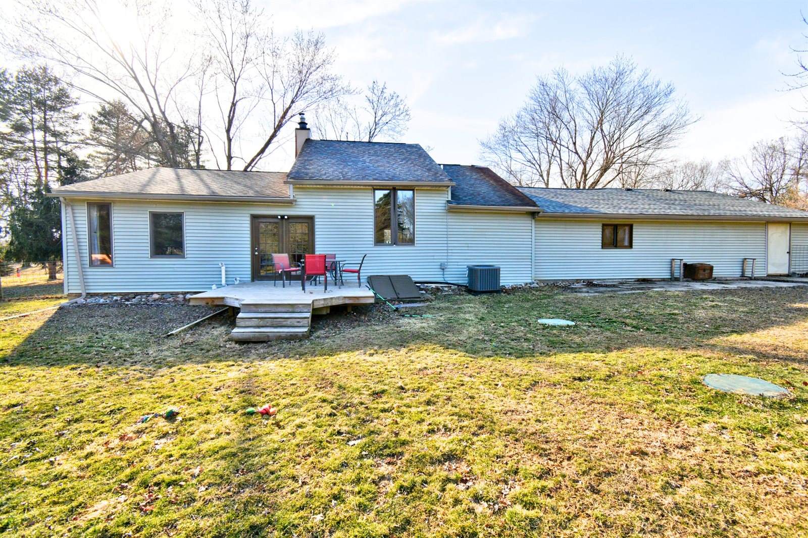 323 South Truhn Road, Fowlerville, MI 48836